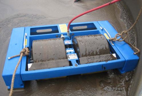 MiniMax Sıyırıcı, sıyırıcı hidrokarbon seperatör toplama havuzu petrol dökülmelerine müdahale çevre ekipmanları petrol ve yağ sıyırıcı